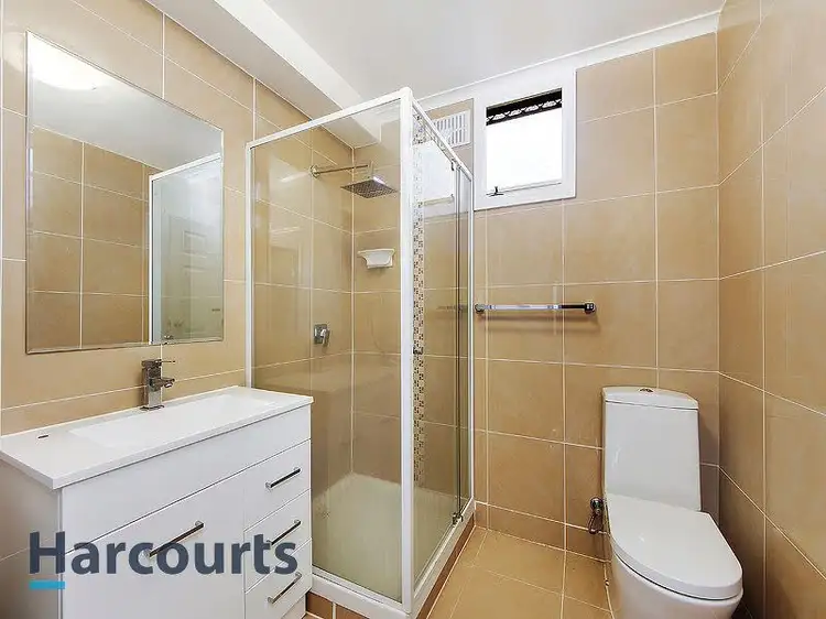 Sixth view of Homely flat listing, 1/128 East Esplanade, St Albans VIC 3021