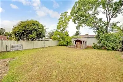 Fifth view of Homely house listing, 10 Euclase Place, Eagle Vale NSW 2558