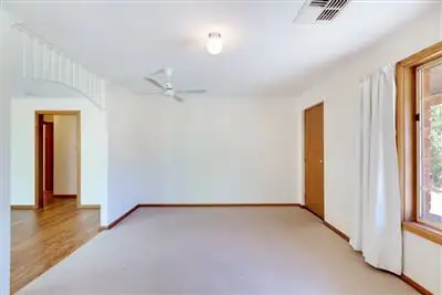 Second view of Homely house listing, 2/7 Zanker Drive, Mount Barker SA 5251