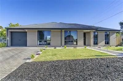 Main view of Homely house listing, 2 Nash Crescent, Morphett Vale SA 5162