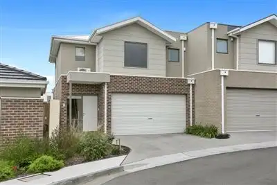 4 Seacrest Place, Mount Martha VIC 3934