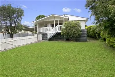 Second view of Homely house listing, 3 Banoon Drive, Wynnum QLD