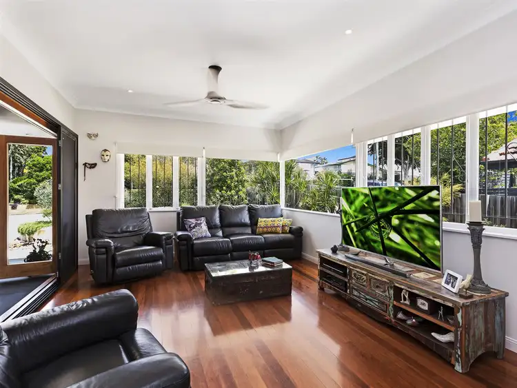 15 Arunta Street, Tarragindi QLD 4121