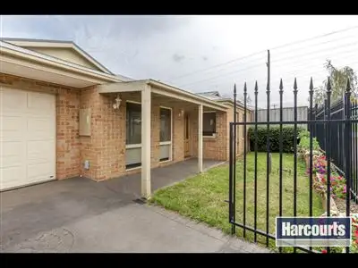 2/2 Dawson Drive, Warragul VIC 3820