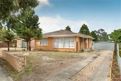 6 Rowan Court, Frankston North VIC 3200