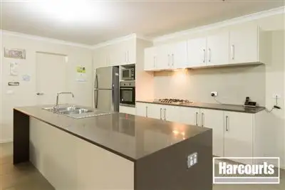 Sixth view of Homely house listing, 8 Beauchamp Way, Cranbourne East VIC 3977