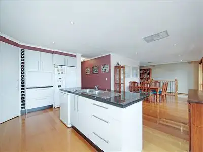 10 Renmark Court, Vermont South VIC 3133