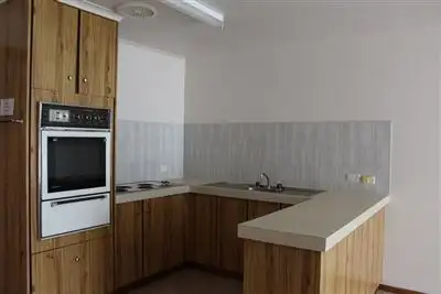 Third view of Homely townhouse listing, 2/13 Alexandra Parade, Hamilton VIC 3300