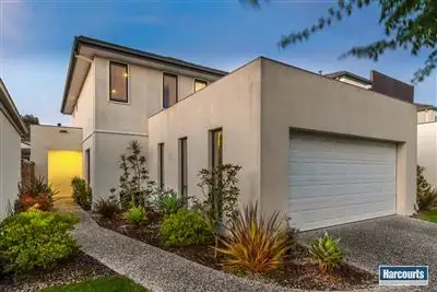 Main view of Homely house listing, 18 Sovereign Manors Crescent, Rowville VIC 3178
