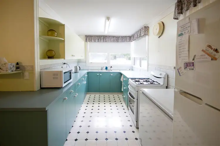 Second view of Homely house listing, 8 Dean St, Nulsen WA 6450
