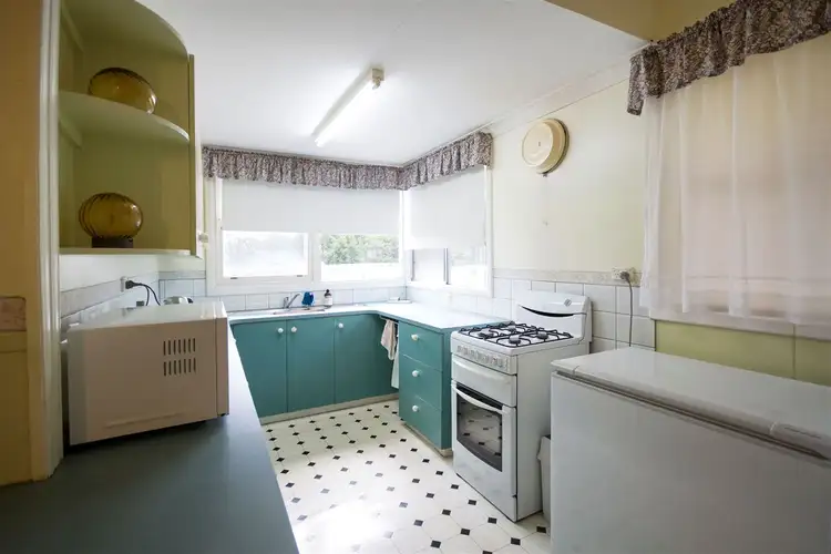 Fifth view of Homely house listing, 8 Dean St, Nulsen WA 6450