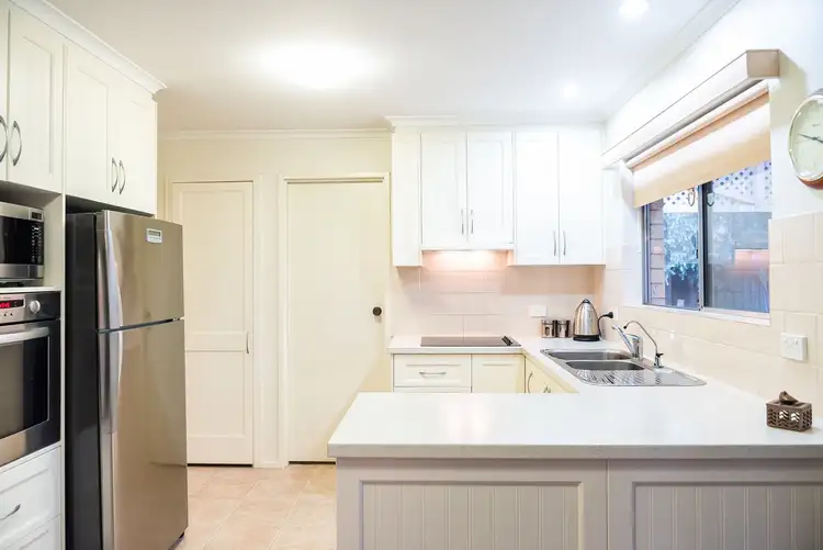 Sixth view of Homely house listing, 4 Jacobs Crescent, Mount Barker SA 5251