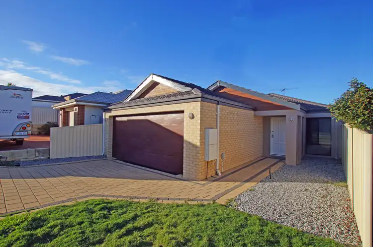 14 Kemp Street, Pearsall WA 6065