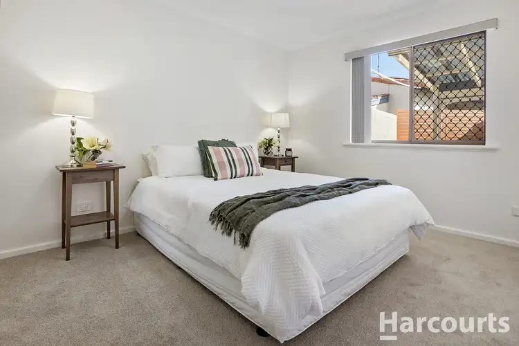 Fourth view of Homely house listing, 26/10 Hungerford Avenue, Halls Head WA 6210