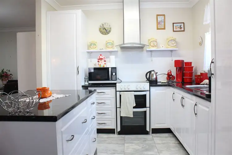 Fifth view of Homely semi-detached listing, 2 Hogan Place, Cobar NSW 2835
