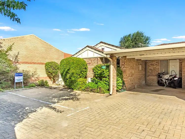 1/10 Hawkins Street, Rockingham WA 6168