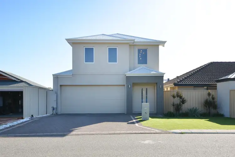 27 Ashbrook Avenue, Pearsall WA 6065