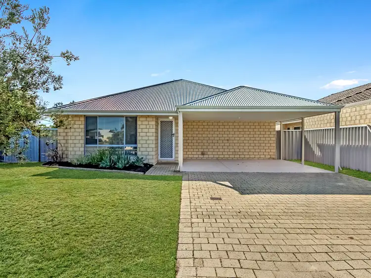 8 Maverick Promenade, Shoalwater WA 6169