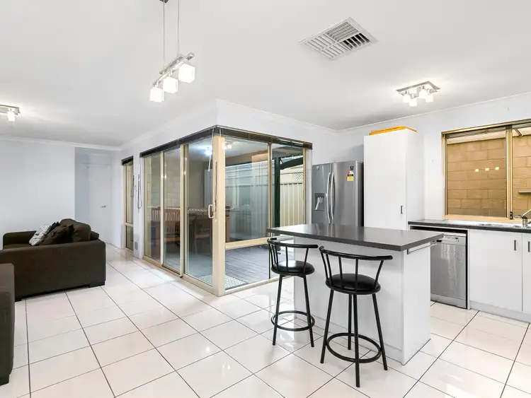 Sixth view of Homely house listing, 8/39 Peppermint Gardens, Aubin Grove WA 6164