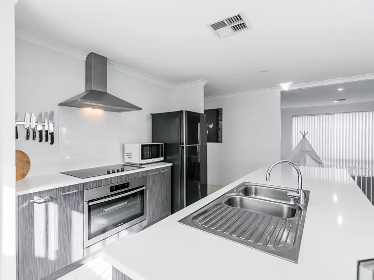 Fourth view of Homely house listing, 1 Cadiz Way, Bullsbrook WA 6084