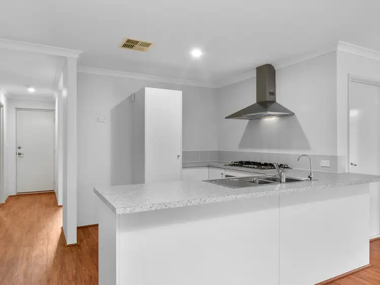 Seventh view of Homely house listing, 3/7 Bologna Gardens, Aubin Grove WA 6164