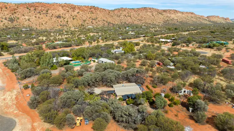 11 Owen Rd, Ilparpa NT 873