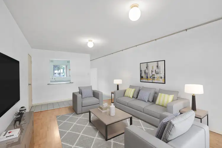 2/26 Thorson Way, Lockridge WA 6054
