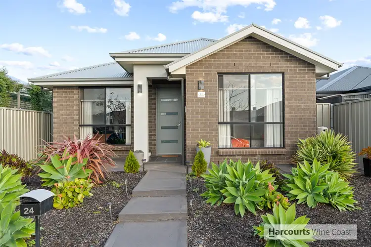 24 Hindmarsh Street, Seaford Heights SA 5169