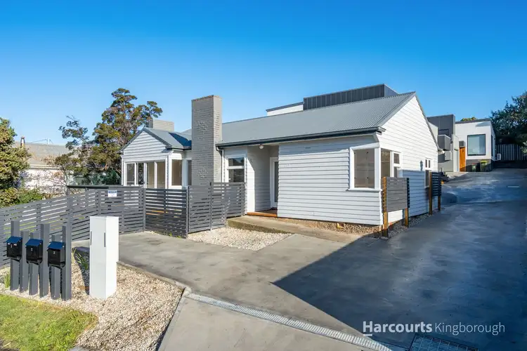 Main view of Homely unit listing, 1/135 Roslyn Avenue, Blackmans Bay TAS 7052