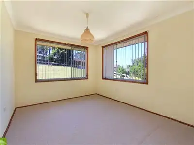 Sixth view of Homely house listing, 19 Thirroul Road, Kanahooka NSW