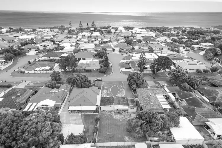13 Pollard Way, Warnbro WA 6169