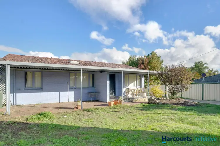 10 Amberton Avenue, Girrawheen WA 6064