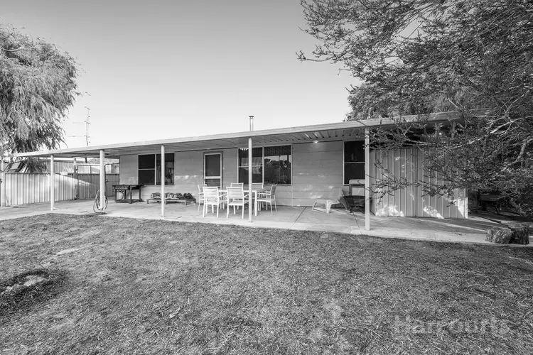 5 Southern Road, Preston Beach WA 6215