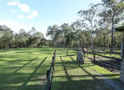 60 Coplick Crescent, Buccan QLD 4207