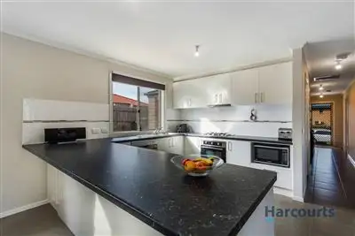 Second view of Homely house listing, 10 Inglewood Close, Croydon VIC 3136