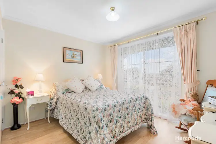 Fifth view of Homely house listing, 20 Marjoram Close, Hallam VIC 3803