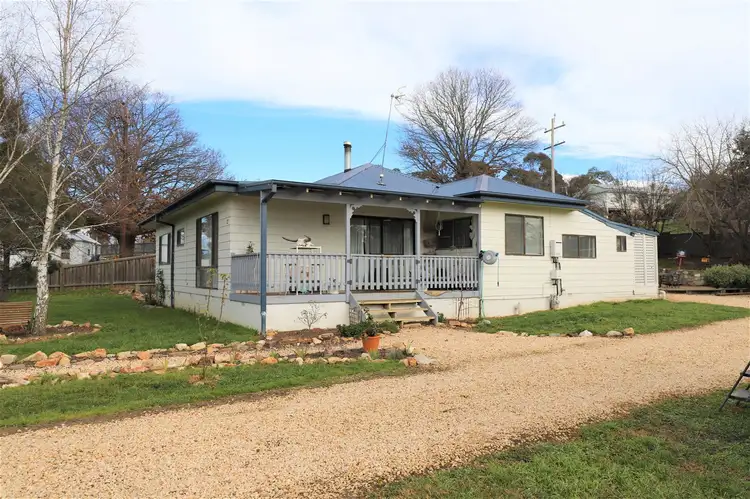 17 High Street, Bombala NSW 2632