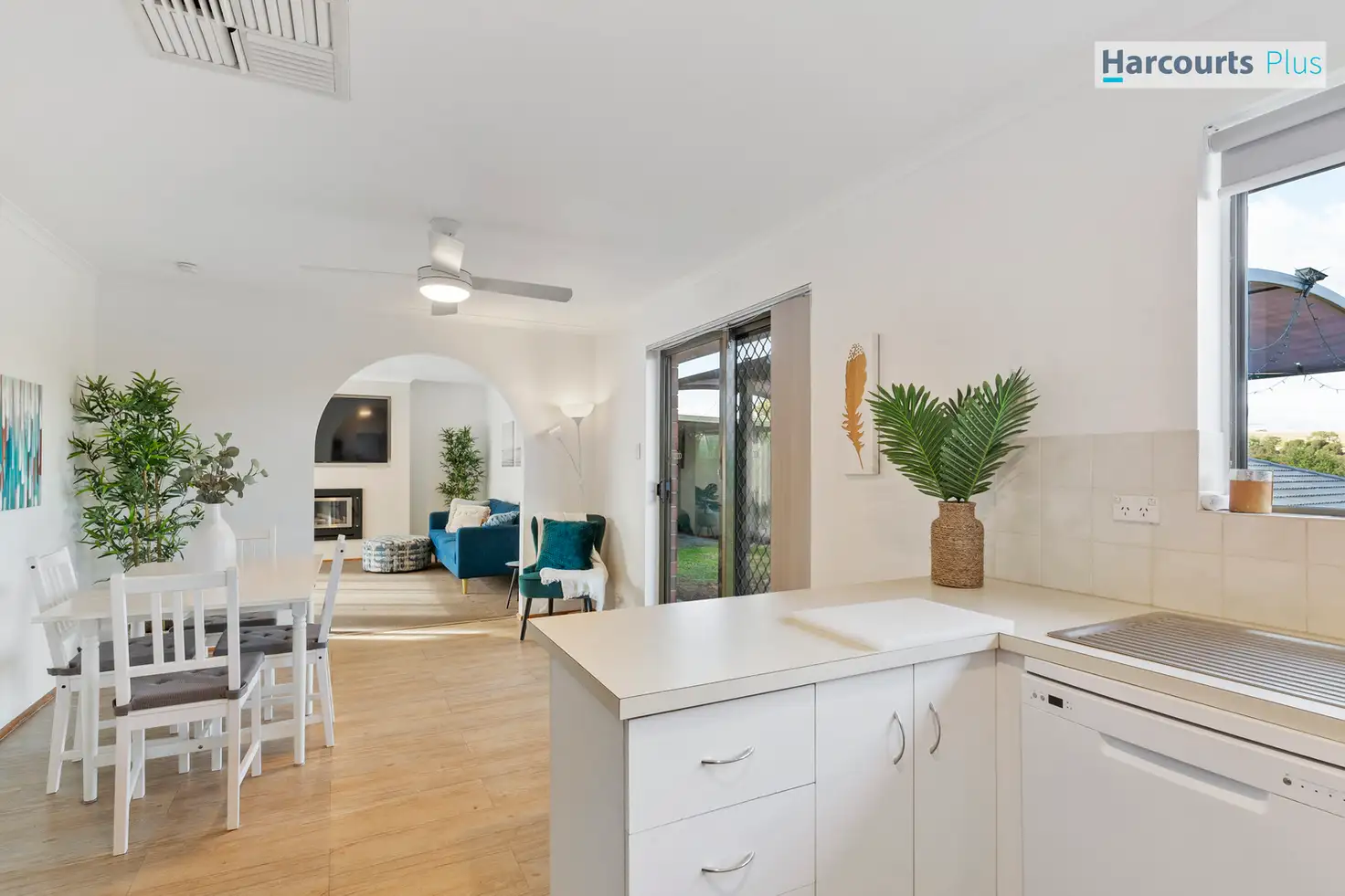 Main view of Homely unit listing, 2/24 Quinvale Road, Hallett Cove SA 5158