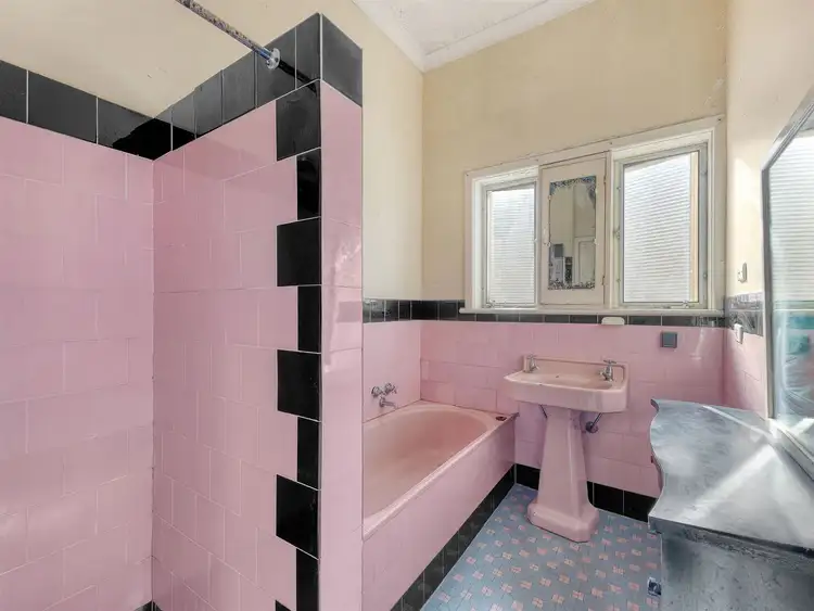 Sixth view of Homely house listing, 2 Donald Street, Wangaratta VIC 3677