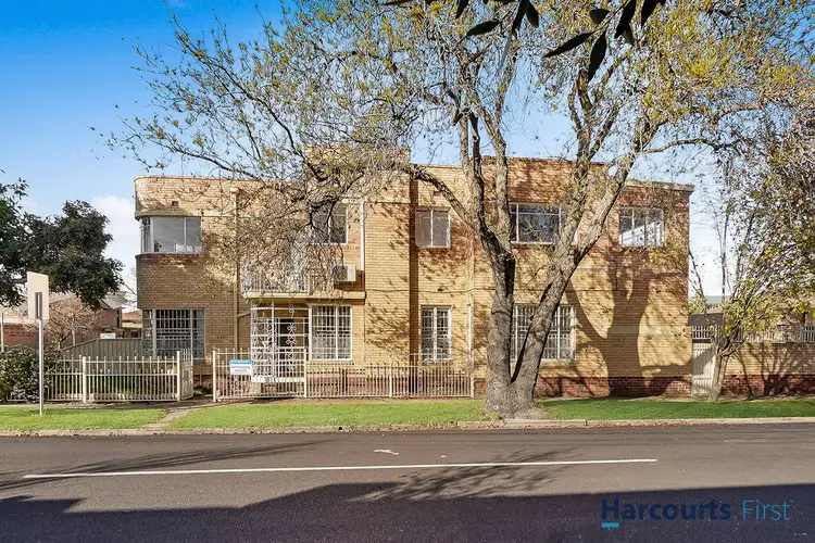285 Ballarat Road, Footscray VIC 3011