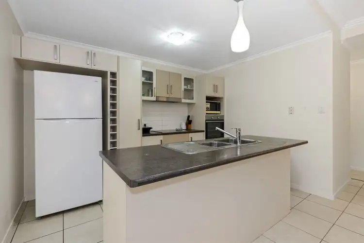 Sixth view of Homely unit listing, 30/6-24 Henry Street, West End QLD 4810