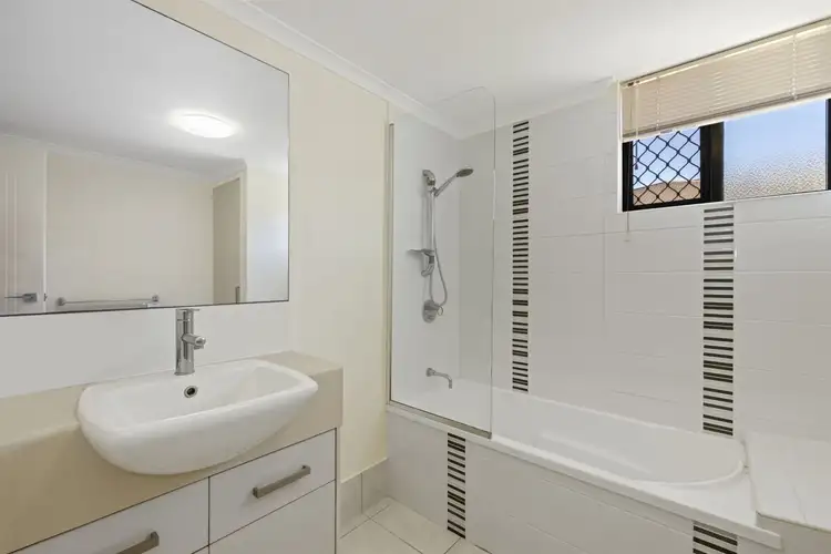 Seventh view of Homely unit listing, 30/6-24 Henry Street, West End QLD 4810