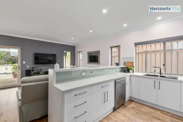 Fifth view of Homely house listing, 5 Brampton Court, Hallett Cove SA 5158