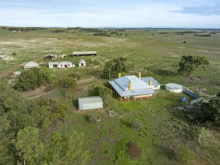 20546 Flinders Highway, Talia SA 5670