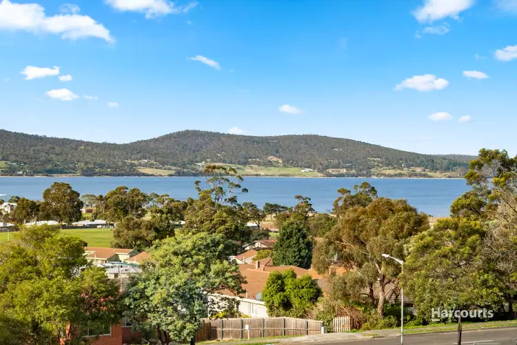 6 Tollard Place, Rokeby TAS 7019