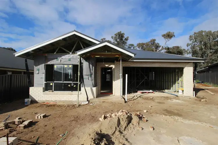 22 Keith Taylor Crs, Cootamundra NSW 2590