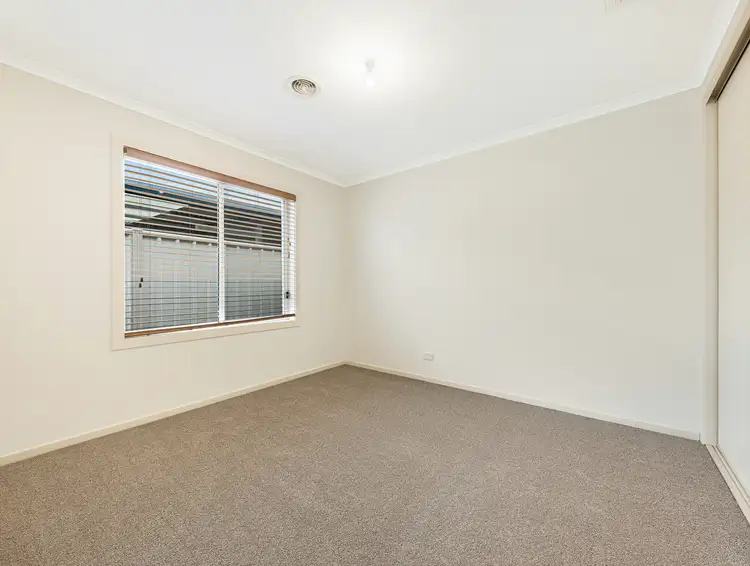 Sixth view of Homely townhouse listing, 2A Kathleen Court, Wangaratta VIC 3677