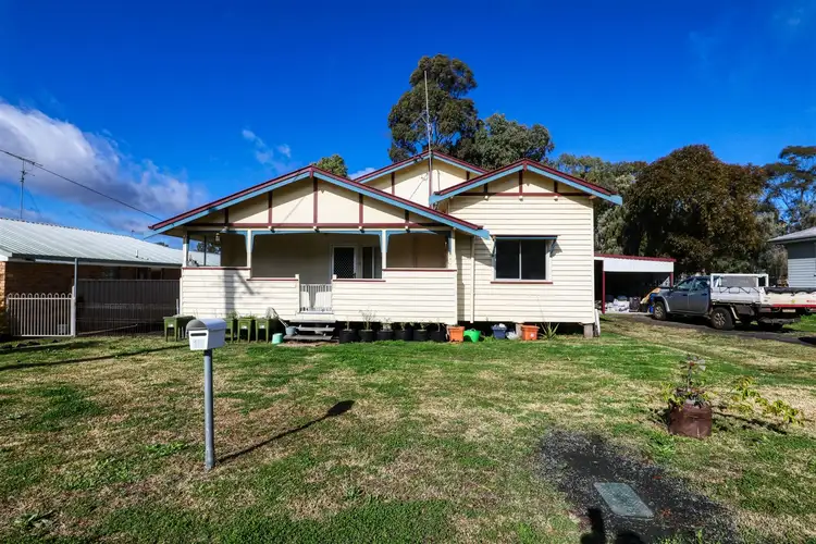 10 Cooper Street, Pittsworth QLD 4356