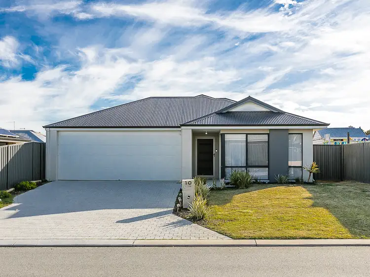10 Glenree Way