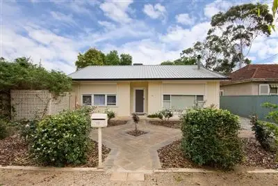 18 Daisy Avenue, Mitchell Park SA